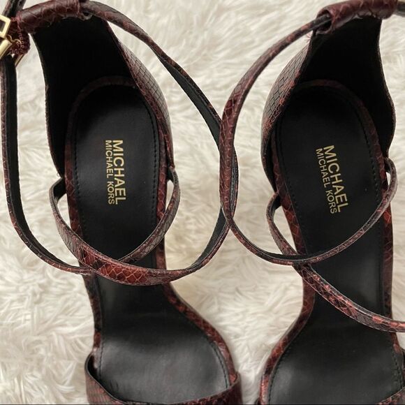 MICHAEL Michael Kors Purple Brandy Ava Snakeskin Leather Sandals Size: US 9.5M - Picture 5 of 10